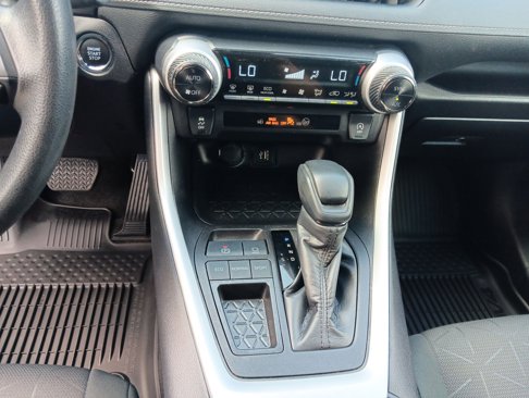 Used 2023 Toyota RAV4 XLE image 14