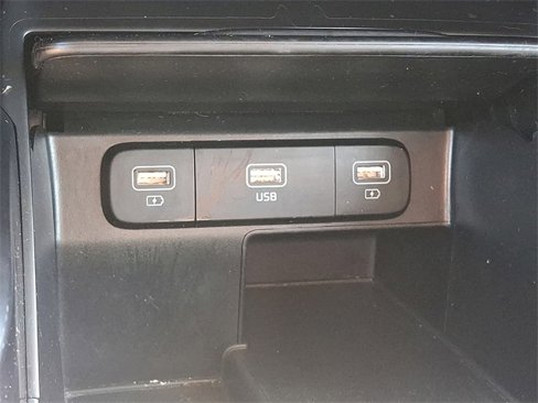 Used 2022 Kia Sorento LX image 25