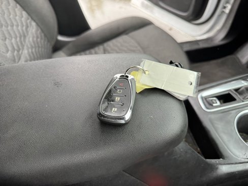 Used 2018 Chevrolet Equinox LT image 25