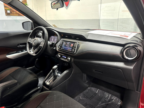 Used 2020 Nissan Kicks SR w/ Exterior Package image 23