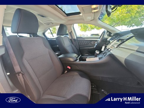 Used 2010 Ford Taurus SEL image 19