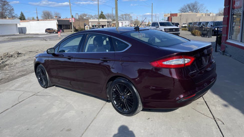 Used 2013 Ford Fusion SE image 9