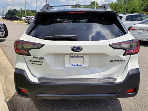 Used 2024 Subaru Outback Onyx Edition image 10