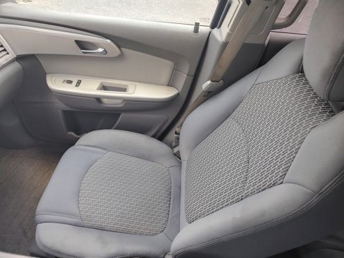 Used 2011 Chevrolet Traverse LT w/ Personal Connectivity Package image 11