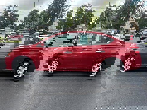 Used 2014 Nissan Sentra S image 6