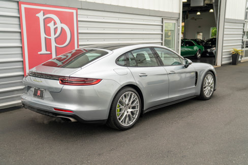 Used 2018 Porsche Panamera 4 image 45