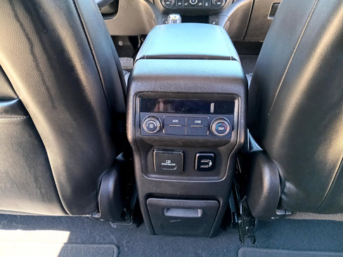 Used 2017 GMC Acadia SLT image 17