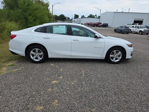 Used 2020 Chevrolet Malibu LS w/ Driver Confidence Package II image 5
