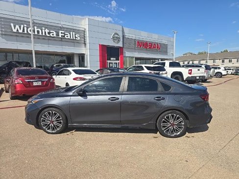 Used 2023 Kia Forte GT image 2