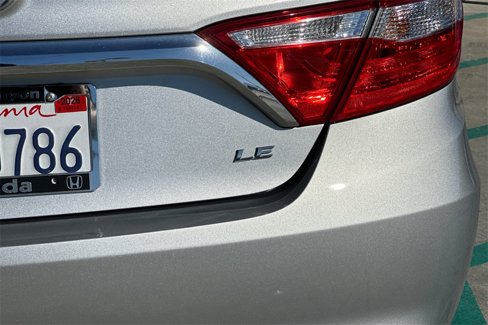Used 2017 Toyota Camry LE image 31