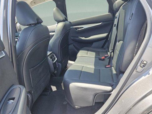 Certified 2024 INFINITI QX50 Luxe w/ Accent Package image 11