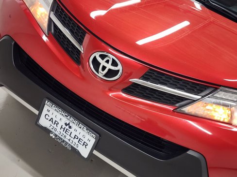 Used 2013 Toyota RAV4 XLE image 29