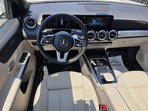 Certified 2022 Mercedes-Benz GLB 250 4MATIC image 9