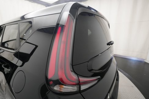 Certified 2023 Kia Soul LX w/ LX Technology Package image 30