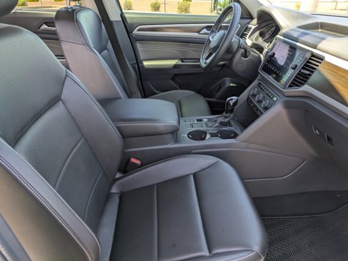 Used 2021 Volkswagen Atlas SE image 12