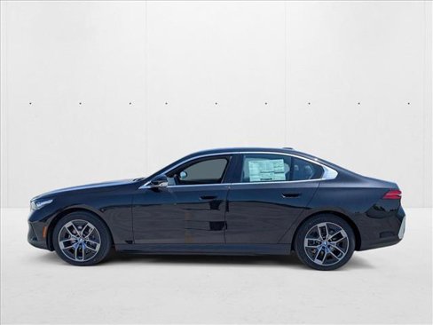 New 2026 BMW i5 eDrive40 image 5