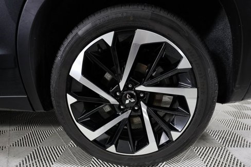 Used 2024 Mitsubishi Outlander SE image 44