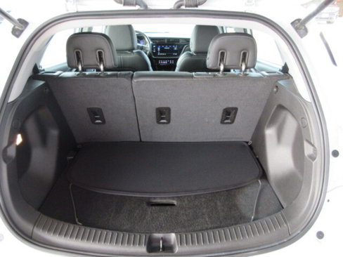 Used 2023 Chevrolet Bolt LT w/ Infotainment Package image 17