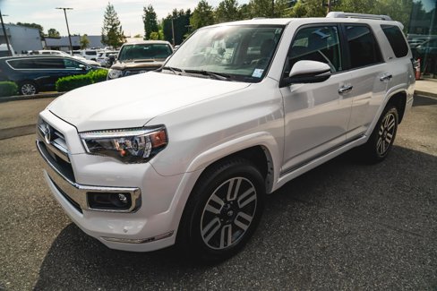 Used 2023 Toyota 4Runner Limited image 13