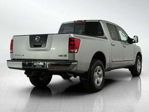 Used 2004 Nissan Titan SE image 5