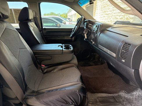 Used 2007 Chevrolet Silverado 3500 LT w/ EZ-Lift Tailgate Package image 9