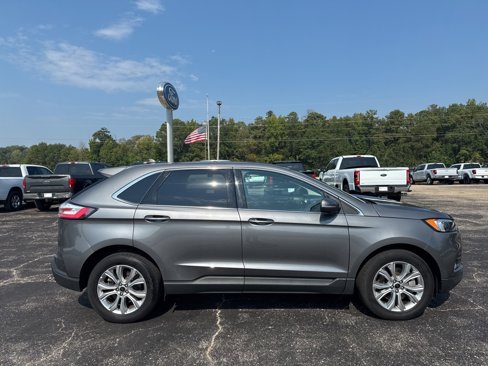 Used 2024 Ford Edge Titanium image 17