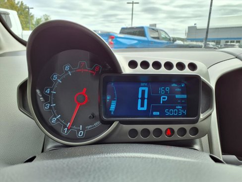 Used 2015 Chevrolet Sonic LT image 13