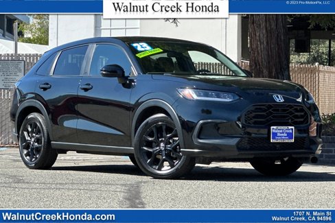 Used 2023 Honda HR-V Sport image 1