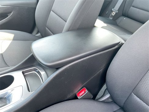 Used 2020 Chevrolet Malibu LS image 22
