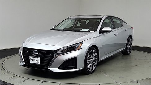 Used 2023 Nissan Altima 2.5 SL image 3