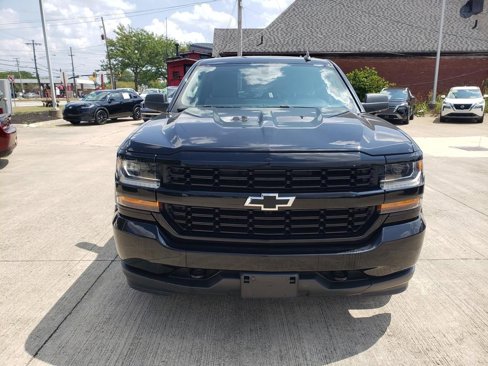 Used 2017 Chevrolet Silverado 1500 Custom w/ Custom Convenience Package image 2