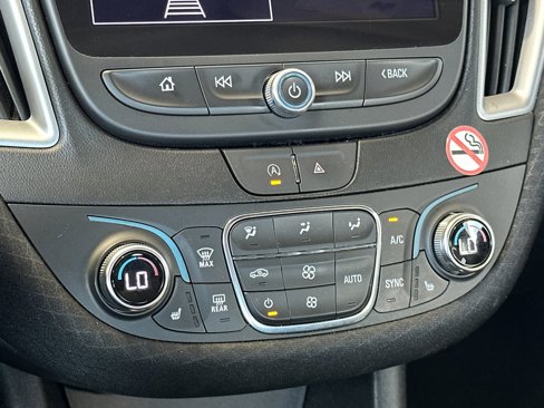 Used 2023 Chevrolet Malibu LT image 22