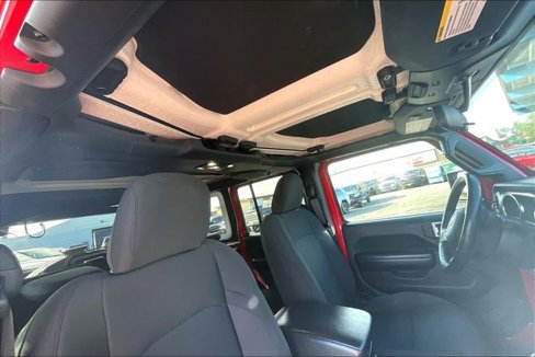 Used 2020 Jeep Wrangler Unlimited Sport image 19