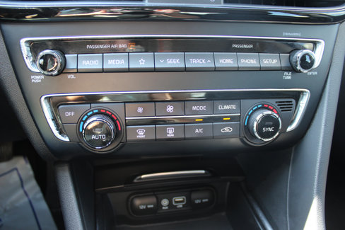 Used 2019 Kia Optima S w/ S Panoramic Sunroof Package image 35