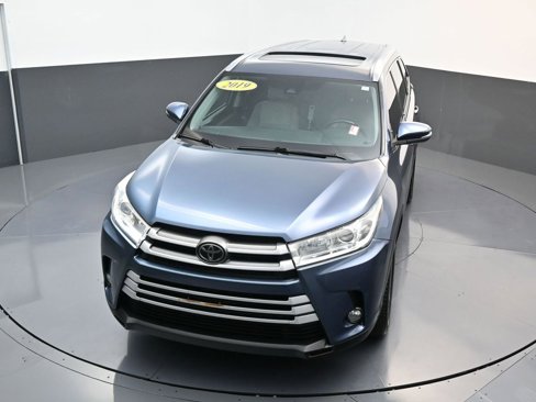 Used 2019 Toyota Highlander SE image 20