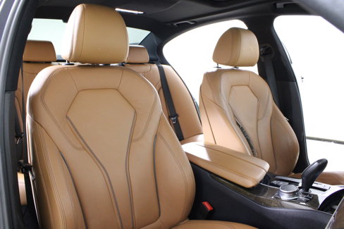Used 2018 BMW 530i w/ Premium Package image 13