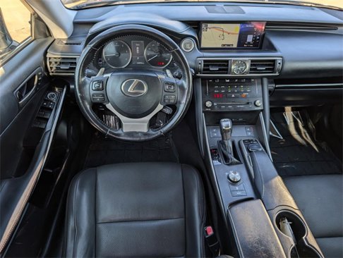 Used 2018 Lexus IS 300 image 32