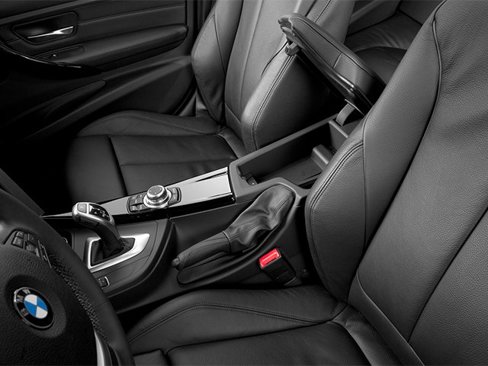 Used 2014 BMW 320i Sedan image 16