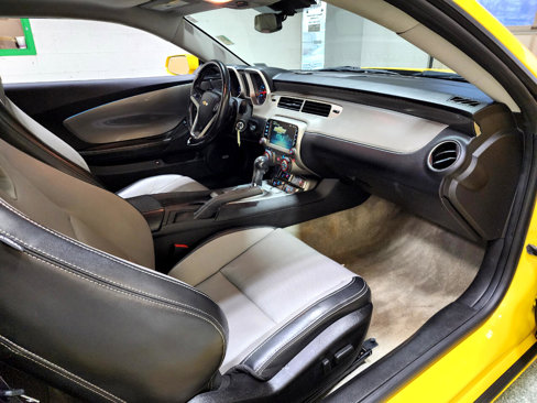 Used 2013 Chevrolet Camaro LT image 23