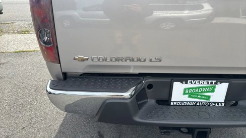 Used 2004 Chevrolet Colorado LS w/ Power Convenience Package image 9