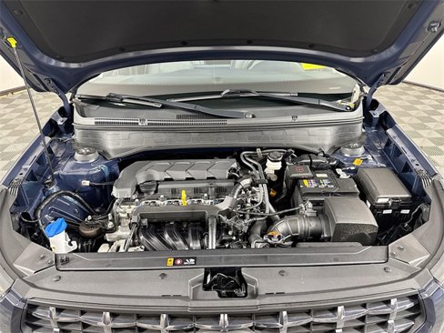 Used 2022 Hyundai Venue Limited image 25