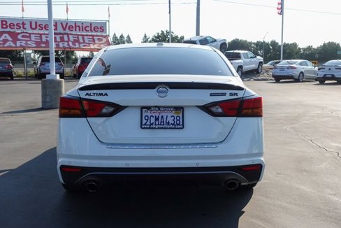 Used 2022 Nissan Altima 2.5 SR w/ Midnight Edition Package image 10