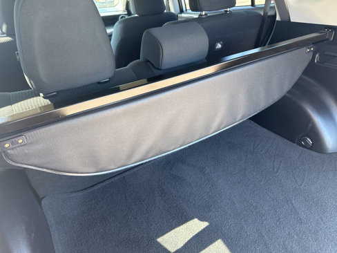 Used 2016 Toyota RAV4 LE image 27