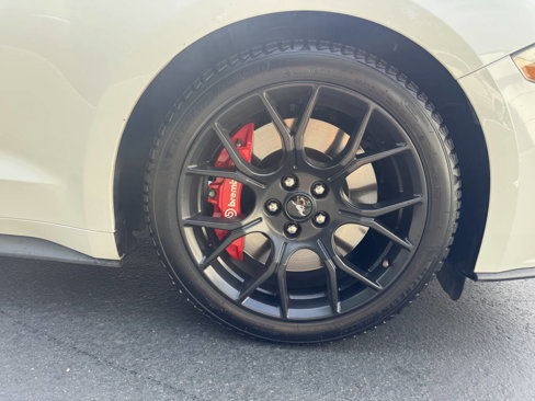 Used 2018 Ford Mustang Premium w/ Ecoboost Performance Package image 18