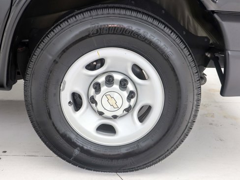 Used 2015 Chevrolet Express 2500 LS image 29
