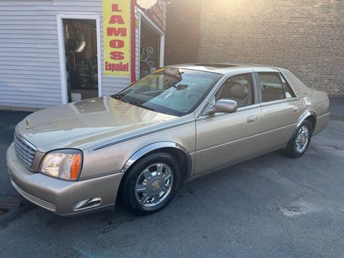Used 2005 Cadillac De Ville w/ Deville Premium Package image 2