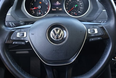 Used 2019 Volkswagen Tiguan SE w/ Panoramic Sunroof Package image 20