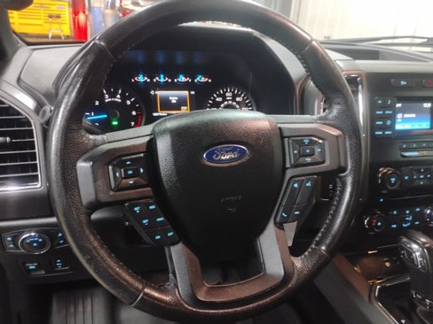 Used 2015 Ford F150 XLT w/ Equipment Group 301A Mid image 16