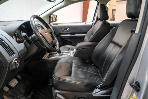 Used 2010 Ford Edge SEL image 4