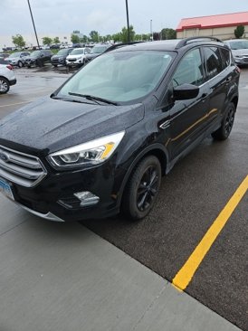 Used 2019 Ford Escape SEL image 1